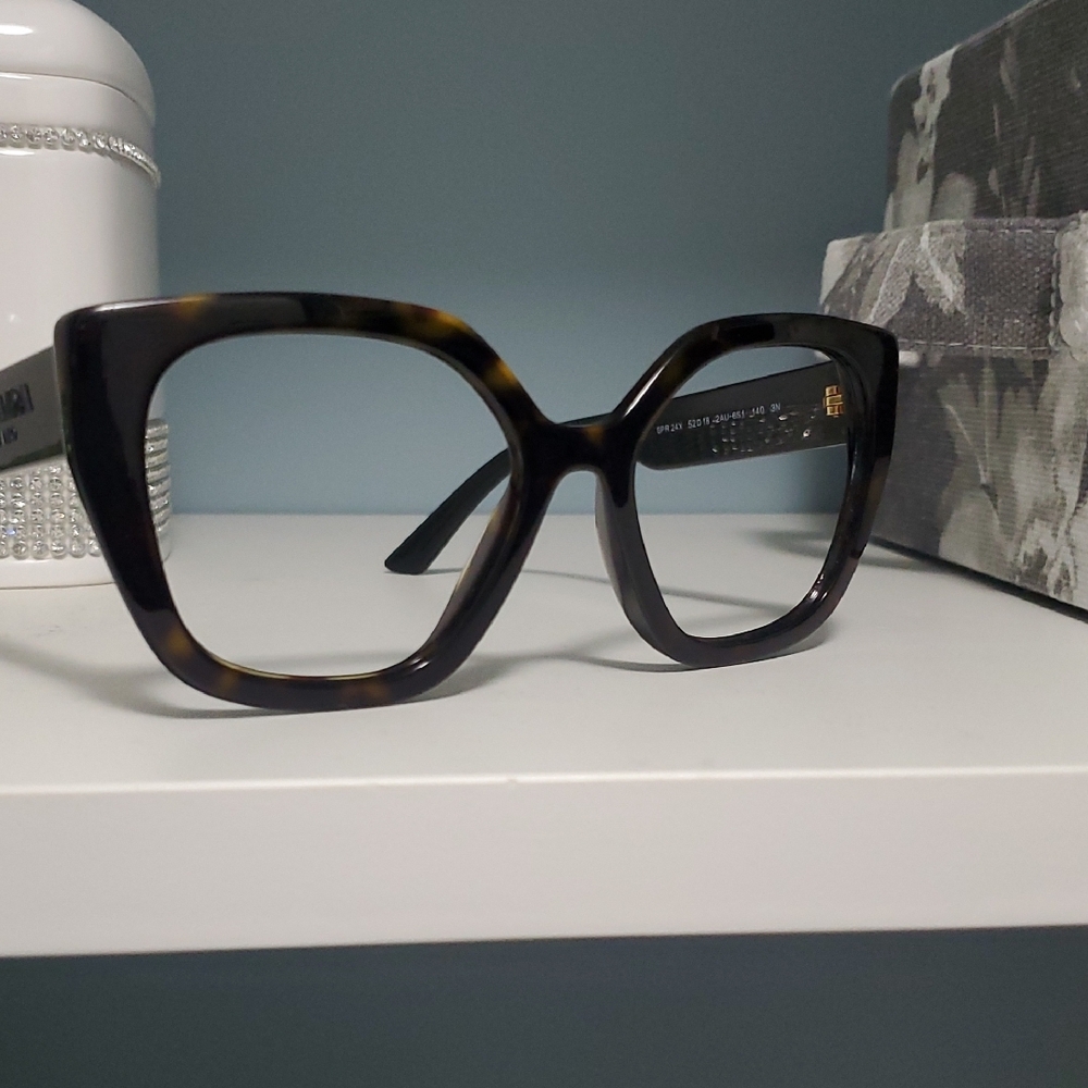 Prada Oversized Tortoiseshell Cat-Eye Glasses in Brown and Black Accents - Picture 4 of 7
